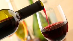 Cele 7 tipuri de cancer pe care le putem face din cauza consumului de alcool