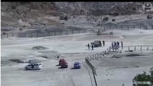 Cutremurător! O familie şi-a găsit sfârşitul după ce a căzut într-un crater vulcanic în Italia