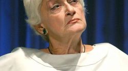 Olga Tudorache, condusă pe ultimul drum! "Regina mama" a fost inmormantata cu onoruri militare