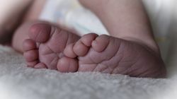 Se intampla o data la 48 de milioane de nasteri! Venirea pe lume a acestui bebelus i-a lasat masca pana si pe medici