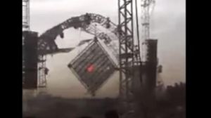 Un DJ celebru a murit! Scena pe care se afla s-a prăbuşit!