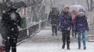 Avertismentul făcut de meteorologi în urmă cu puţin timp: Intensificări ale vântului şi ninsori