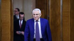 Purceaua e moarta in cotet de la pesta, ministrul sta pe un "porcoi" de bani! Cat incaseaza lunar Petre Daea de la Statul Roman? | DEZVALUIRI