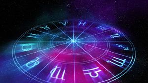 Horoscop zilnic DUMINICA 4 NOIEMBRIE 2018. Cine e in toane bune si cine nu?