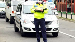 Pericol maxim pentru toţi şoferii români! Se dau amenzi URIAŞE pentru lucruri banale efectuate în trafic, de care habar nu aveai