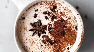 Reteta vegana: Cacao cu lapte si condimente, perfecta in zilele friguroase