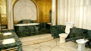 WC-ul si bideul lui Gigi, de la palatul din Aleea Alexandru, din Bucuresti sunt amplasate in baie. Totusi, cantitatea de aur de care se bucura nea Gigi e net superioara celei din toaleta sultanilor. Peretele de desupra cazii, de exemplu e acoperit cu un m