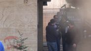 Celebrul cuplu, la iesirea de la clinica de ginecologie cu echipa de filmare a reality-showului in care apare toata familia Ana Mariei Prodan