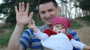 George Buhnici, un tatic de nota 10! "Ne plimbam impreuna, vedem lumea si ne apropiem mai tare"
