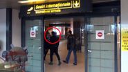 Salman, la iesirea din Aeroportul Otopeni