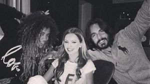 Alexandra Stan, in studioul de la Hollywood, alaturi de cativa artisti Fonogram