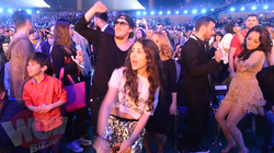 VIDEO! Andra i-a innebunit pe toti cu miscarile ei lascive pe muzica lui J Balvin! Maruta s-a ridicat si a oprit-o!