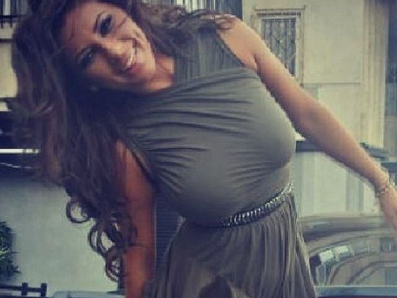 VIDEO Roxana Vancea are de astazi o noua meserie! Vezi cat de sexy sunt