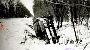Asa arata masina in care si-a gasit sfarsitul in 2003, Dumitru Tinu