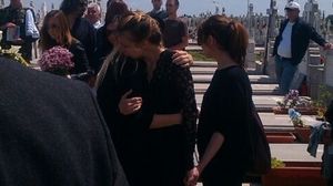 Prietenii au fost langa ea tot timpul