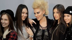 De la stanga la dreapta: Raluca, Ana-Maria, Delia, Miruna si Gabriela