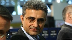 Robert Turcescu