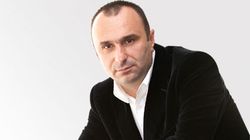 El ii face pomenile lui Stefan Iordache! De sapte ani, Marius Tuca si sotia sa se ocupa de slujba anuala de pomenire a actorului