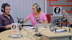 VIDEO! Mai exista dragoste intre Andreea Esca si Andi Moisescu? Intalnirea celor doua vedete, care au avut in trecut o relatie amoroasa, intr-o emisiune de radio a nascut o multime de discutii! Mircea N. Stoian, specialist in comunicare non-verbala, le-a  Moisescu a fost stanjenit si in defensiva