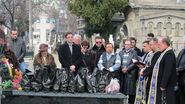 Doar cateva persoane au participat la parastasul de 6 ani al marelui cantaret