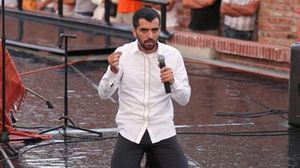 De cand s-a pocait, Alin incearca sa-i aduca pe pacatosi pe calea cea dreapta