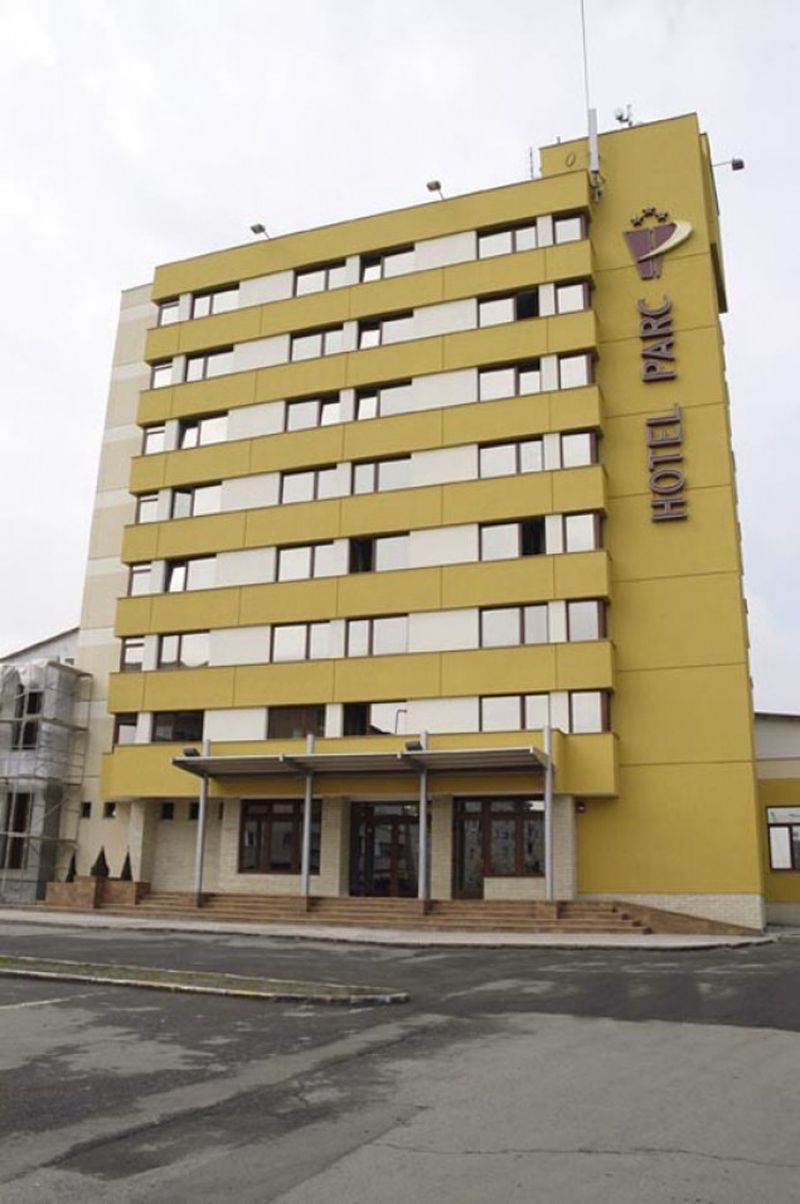 Sotii Iohannis au facut petrecerea de nunta la restaurantul de la parterul hotelului Parc din Sibiu