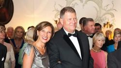 Creatoarea de moda favorita a lui Carmen Iohannis, dezvaluiri cutremuratoare: ”Eram cu sotul in masina, veneam spre Bucuresti, cand un tir a intrat in noi. Lui i-a zdrobit capul, a murit dupa cateva luni!"