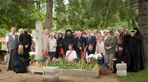 Cum a devenit academicianul Zoe Dumitrescu Busulenga... Maica Benedecta! Povestea incredibila a unui mare om de cultura roman care a ales sa se calugareasca la 85 de ani! Mormantul ei a devenit loc de pelerinaj pentru credinciosi! novalue