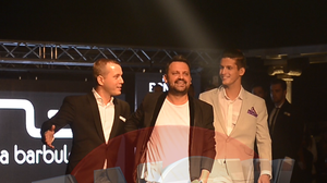 De la stanga la dreapta: Andrei Nastase, designerul Mircea Barbulescu si Mihnea Nastase