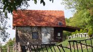 Casa din Vata de Sus, in care s-a nascut Arsenie Boca, acum 105 ani