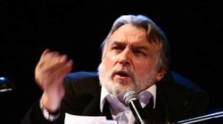 Dupa moartea lui Adrian Paunescu, toti se inghesuiau sa-i cumpere cartile, acum nu le mai vrea nimeni! Vezi cati bani a pierdut editura familiei de la disparitia poetului!