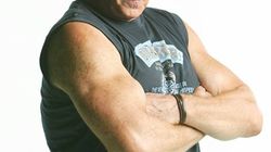 EXCLUSIV | Baiatul lui Szobi Cseh aduce bani de-acasa pentru functionarea asociatiei infiintate de celebrul sau tata: "Nu ma las! Pentru el, dar mai ales pentru copii!"