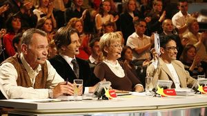 Concedierile prin telefon se poarta la PRO TV! Inaintea lui Cotimanis, si Wilmark a fost dat afara de la "Dansez pentru tine" in acelasi mod! novalue