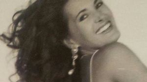 FOTO! Cum arata astazi cea mai mare iubire a lui Bote! Are cu mult peste 50 de ani, dar tot intorci capul dupa ea pe strada! Asa arata Dana Opsitaru in tinerea sa