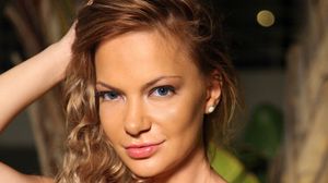 Decizia pe care a luat-o Andreea Antonescu pentru Revelion! Sotul ei nu va fi langa ea novalue