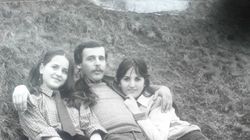 FOTO Cum putea sa arate Madalina Manole la debutul ei in muzica! Uite-o pe regretata solista cu codite si cravata, inaintea unui concert la Sibiu!
