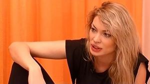 Graviduta Valentina Pelinel s-a dat pe mancare bio! Iata ce a inceput sa consume de cand a ramas insarcinata! Valentina Pelinel a vorbit despre schimbarile din viata sa in emisiunea "Refresh by Oana Turcu"
