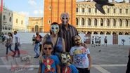 Ovidiu Tender, sotia si cei trei copii, in concediu in Italia
