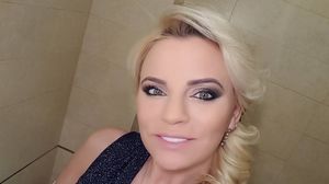 FOTO! Dieta de slabit a Marianei Rosca! In frigiderul blondei sufla vantul! Intra sa vezi ce are, sau, mai bine zis, ce nu are in el! novalue