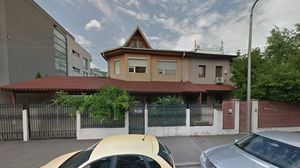 Casa Raduleascai este plasata pe o straduta linistita