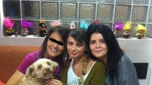 Alexis, alaturi de mama ei, Cristina Matache, si o prietena draga