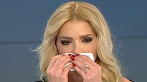 Intorsatura de situatie! Alina Borcea nu mai divorteaza de Cristi! Am aflat cine a ajutat-o sa  “invinga” deocamdata in fata lui Pelinel novalue