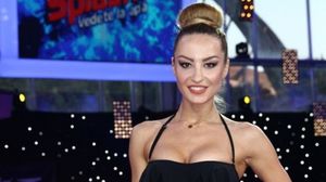 Flavia apare la matinalul realizat de un post concurent celui unde lucreaza iubitul ei