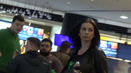 Iuliana a fost cea care s-a dus sa ii duca actele casei tatalui sau