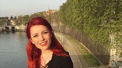 WOW! Ce tinute sexy a purtat Elena Gheorghe in vacanta de la Roma!