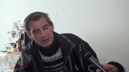 La Bacau, Emil Gabor poarta haine vechi si tocite