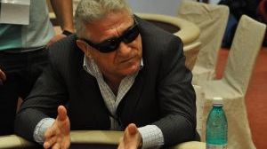 EXCLUSIV | Giovani Becali n-are leac nici in puscarie: a pierdut 5.000 de euro la poker! Un interlop, coleg de suferinta cu impresarul, l-a batut rau la carti! Vezi cum si-a platit omul de fotbal datoria, desi se afla dupa gratii! Giovani, pe vremea cand era in libertatea si participa la turneurile oficiale de poker