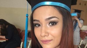 In urma cu cateva zile, Maria a absolvit liceul