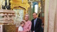 Intr-o poza de familie, de acum cateva saptamani, la Biserica Patriarhala