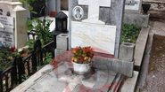 Aici se odihneste a patra sotie a actorului